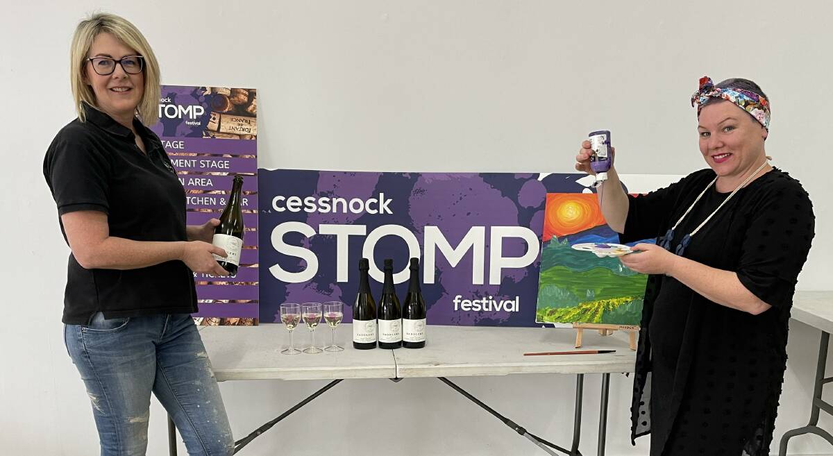 Saddler's Creek Wines owner Wendy Laureti and Wild Learning facilitator Emmie Hallett are looking forward to the Paint & Sip at the Cessnock Stomp Festival on October 30. Picture by Krystal Sellars.